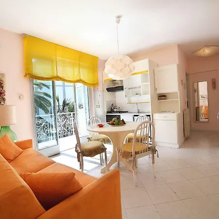 Marina 2* Diano Marina