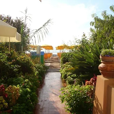 Marina Lejlighedshotel