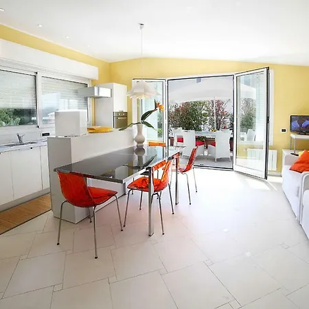 Marina Apartmanhotel 2*