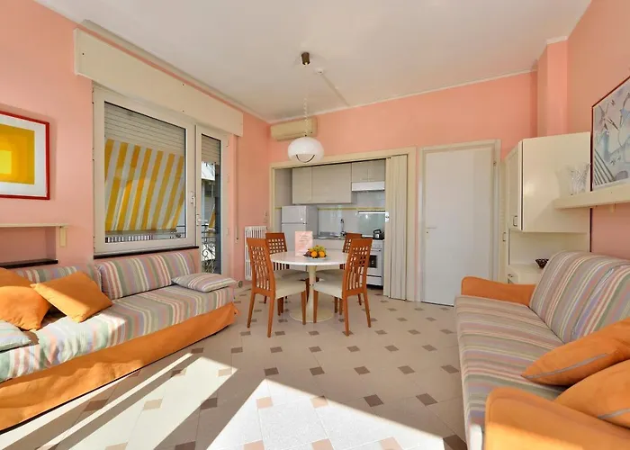 Aparthotel Marina 2*