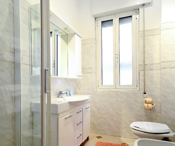 Marina 아파트호텔 2*