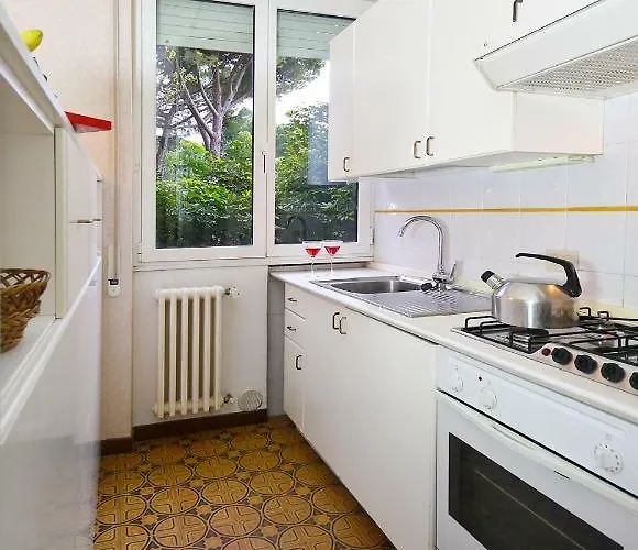 Marina 디아노마리나