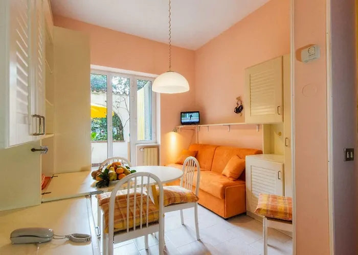 Marina 2* 디아노마리나