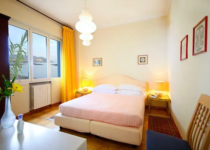 Marina 디아노마리나