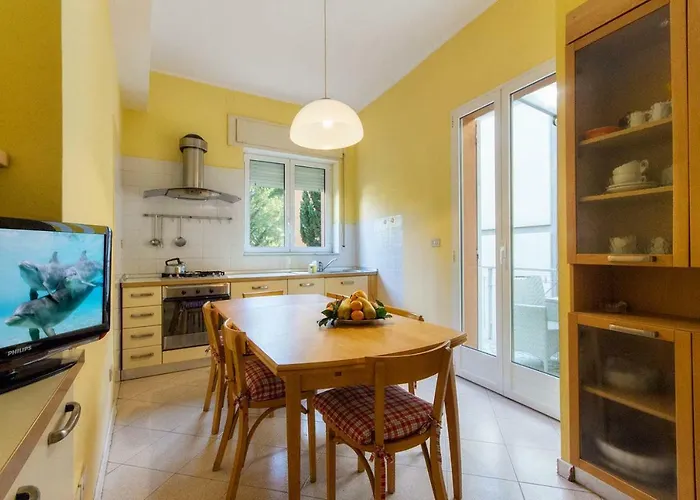 Marina 아파트호텔 디아노마리나