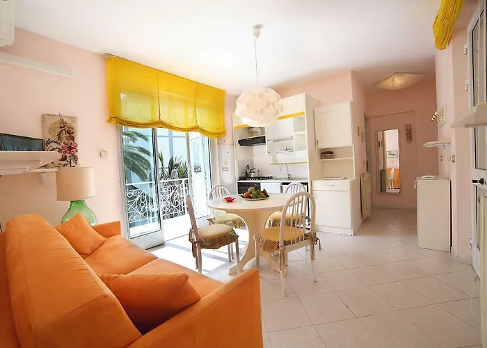 Marina 2* 디아노마리나